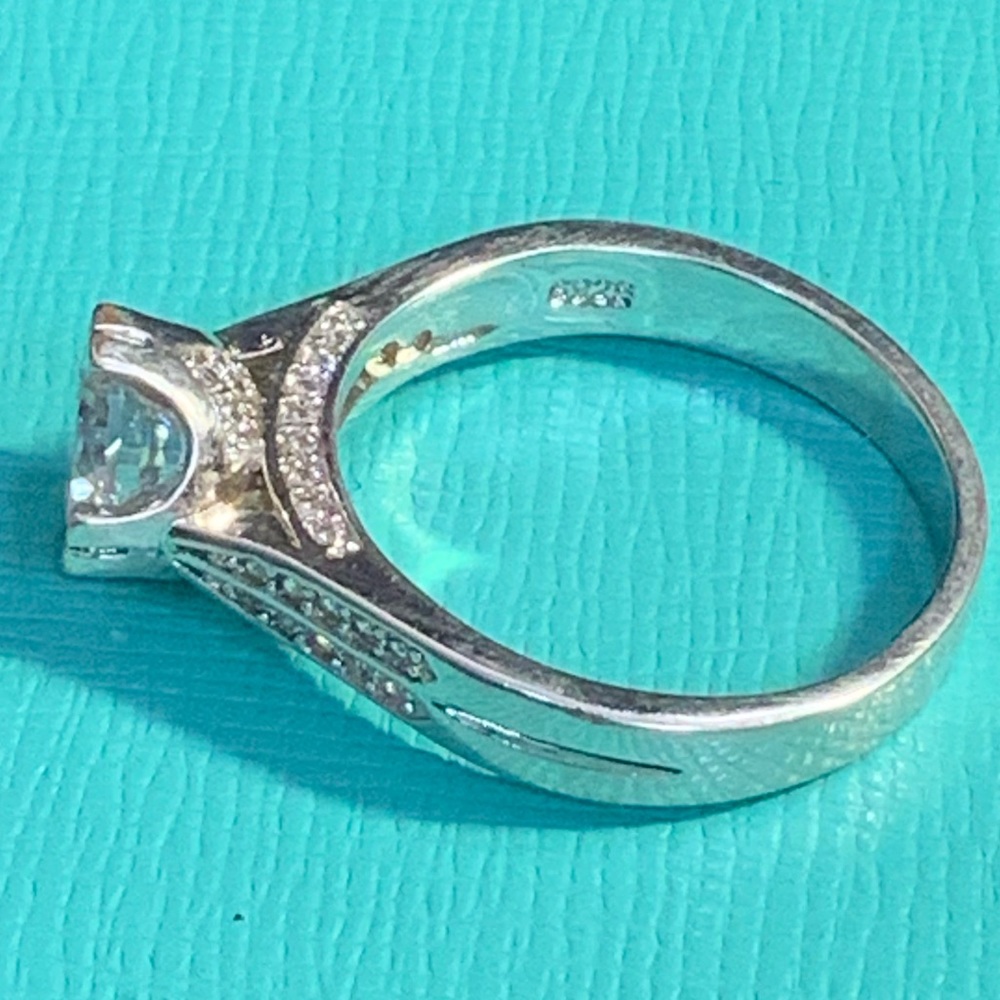 Stunning Solitaire Ring Sterling Silver - image 4